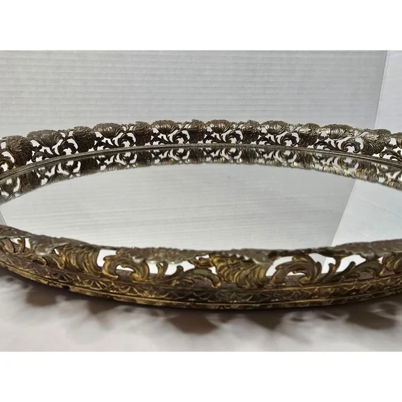 Vintage oval mirrored tray - Picture 3 of 8